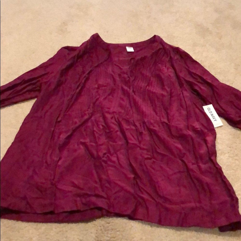 Long sleeve bell top.